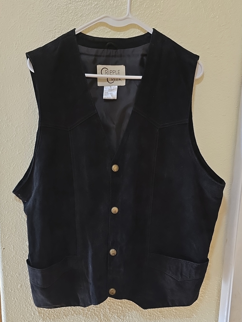 Cripple Creek Women's Black Suede Button-Front Vest